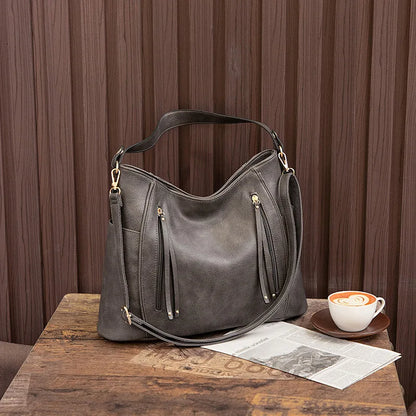 Blanche’s Elegance | Luxurious Leather Bag